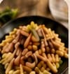 Makaroni ar tomātu–bazīlika pesto